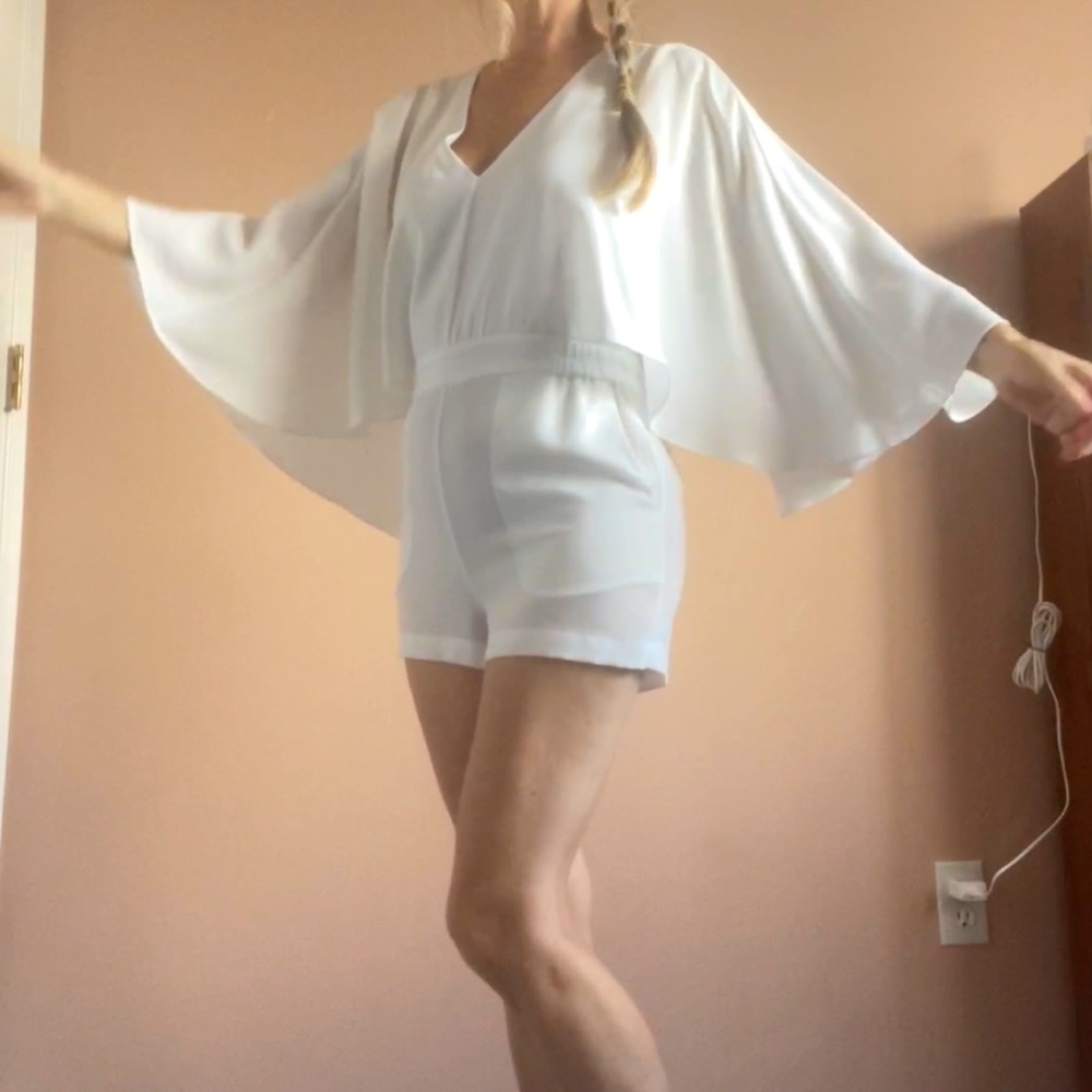 BCBG Max Azria jumper in white